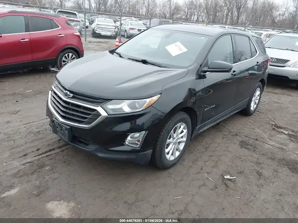 3GNAXKEV2KL358293 2019 CHEVROLET EQUINOX - Image 2