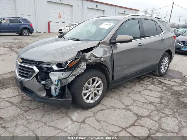 3GNAXKEV2KS504696 2019 CHEVROLET EQUINOX - Image 2