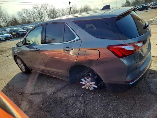 3GNAXKEV2KS505041 2019 CHEVROLET EQUINOX - Image 2