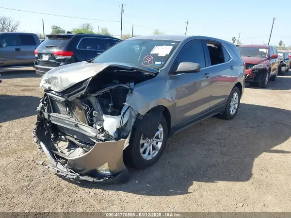 3GNAXKEV2KS521370 2019 CHEVROLET EQUINOX - Image 2