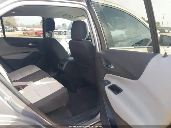 3GNAXKEV2KS556829 2019 CHEVROLET EQUINOX - Image 8