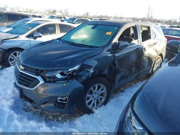 3GNAXKEV2KS632775 2019 CHEVROLET EQUINOX - Image 2