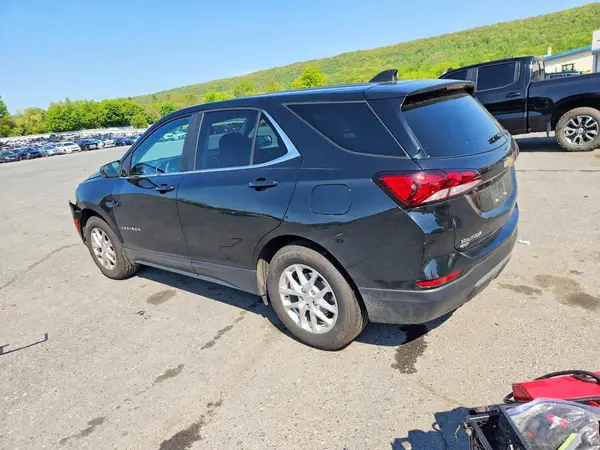 3GNAXKEV2NL115863 2022 CHEVROLET EQUINOX - Image 2