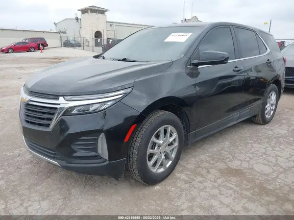 3GNAXKEV2NL179143 2022 CHEVROLET EQUINOX - Image 2