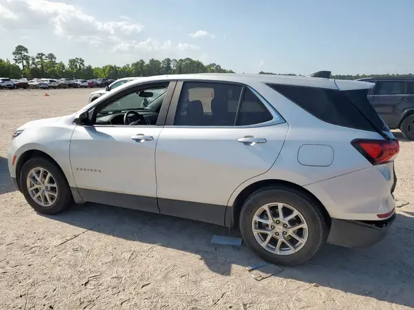 3GNAXKEV2NL194063 2022 CHEVROLET EQUINOX - Image 2