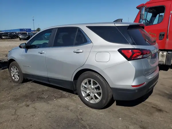3GNAXKEV2NL240748 2022 CHEVROLET EQUINOX - Image 2