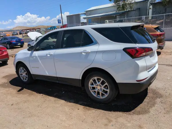 3GNAXKEV2NL253922 2022 CHEVROLET EQUINOX - Image 2