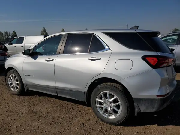 3GNAXKEV2NL267304 2022 CHEVROLET EQUINOX - Image 2