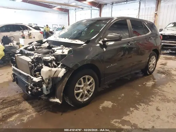 3GNAXKEV2NS178306 2022 CHEVROLET EQUINOX - Image 2