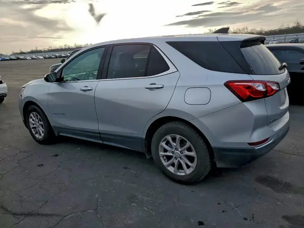 3GNAXKEV3KL129363 2019 CHEVROLET EQUINOX - Image 2