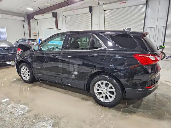 3GNAXKEV3KL180135 2019 CHEVROLET EQUINOX - Image 2