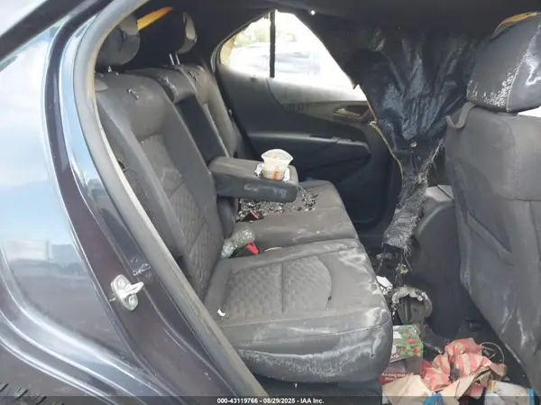 3GNAXKEV3KL268117 2019 CHEVROLET EQUINOX - Image 8