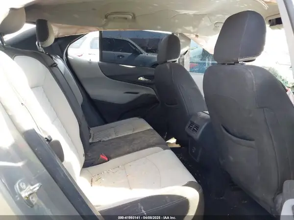 3GNAXKEV3KS586535 2019 CHEVROLET EQUINOX - Image 8