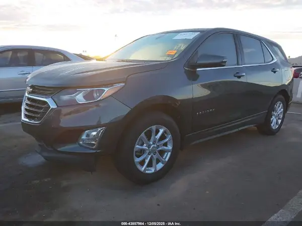 3GNAXKEV3KS679409 2019 CHEVROLET EQUINOX - Image 2