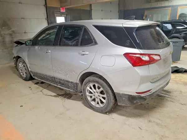 3GNAXKEV3LS590442 2020 CHEVROLET EQUINOX - Image 2