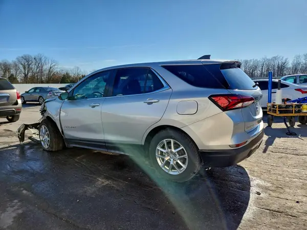 3GNAXKEV3NL122708 2022 CHEVROLET EQUINOX - Image 2