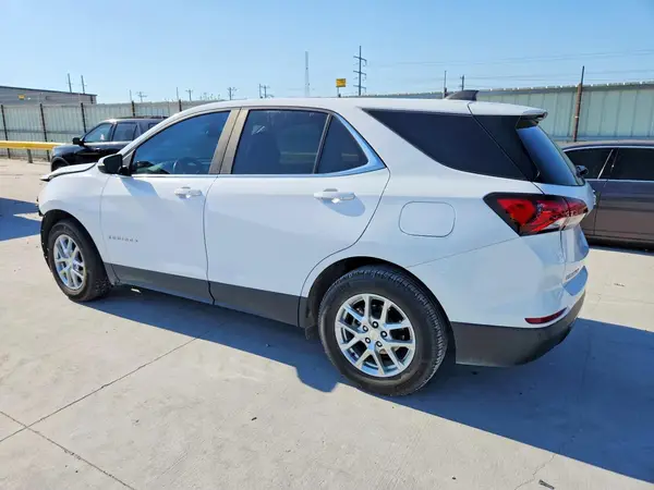 3GNAXKEV3NL155594 2022 CHEVROLET EQUINOX - Image 2