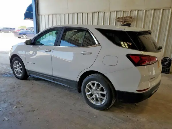 3GNAXKEV3NL174551 2022 CHEVROLET EQUINOX - Image 2