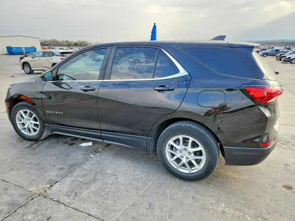 3GNAXKEV3NL184142 2022 CHEVROLET EQUINOX - Image 2