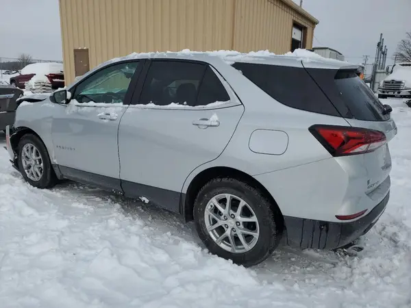3GNAXKEV3NL184609 2022 CHEVROLET EQUINOX - Image 2