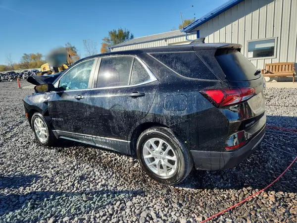 3GNAXKEV3NL232657 2022 CHEVROLET EQUINOX - Image 2