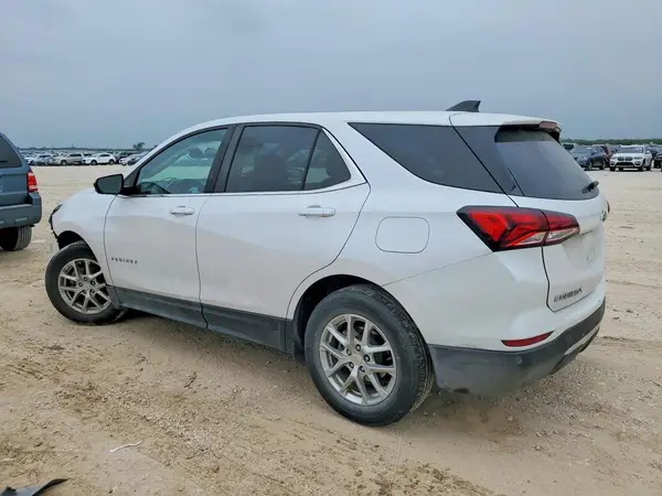 3GNAXKEV3NL246705 2022 CHEVROLET EQUINOX - Image 2