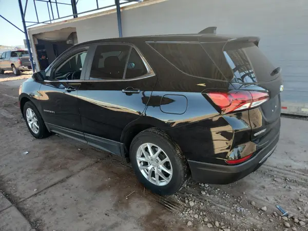 3GNAXKEV3NL281356 2022 CHEVROLET EQUINOX - Image 2