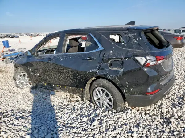 3GNAXKEV3NL293152 2022 CHEVROLET EQUINOX - Image 2