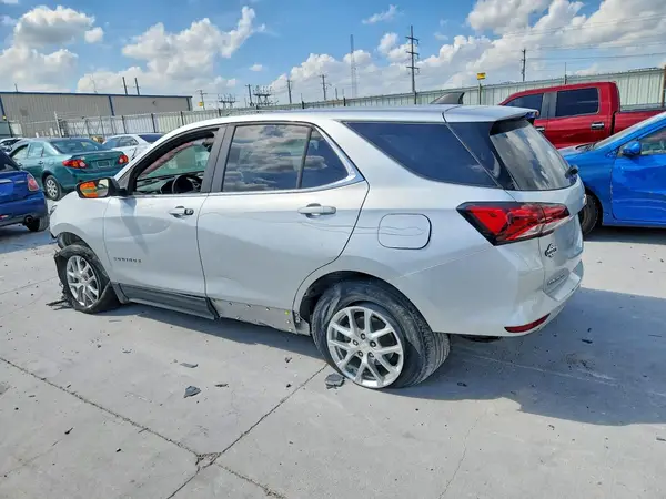 3GNAXKEV3NS102108 2022 CHEVROLET EQUINOX - Image 2