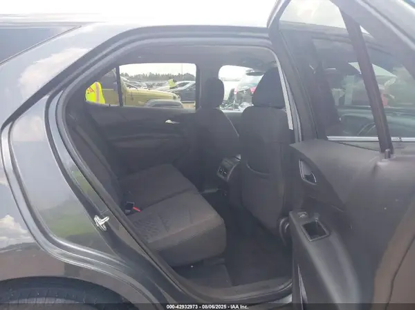 3GNAXKEV4KS504327 2019 CHEVROLET EQUINOX - Image 8