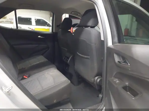 3GNAXKEV4KS524111 2019 CHEVROLET EQUINOX - Image 8