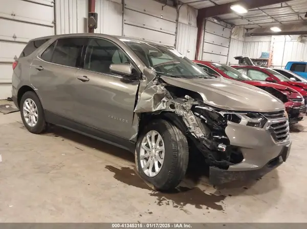 3GNAXKEV4KS524724 2019 CHEVROLET EQUINOX - Image 1