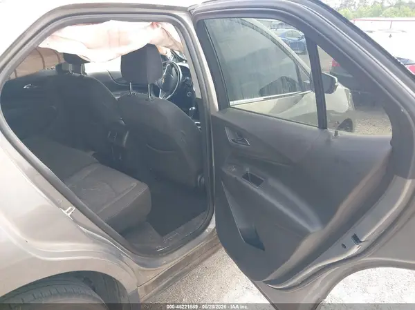 3GNAXKEV4KS558145 2019 CHEVROLET EQUINOX - Image 8