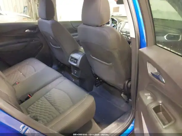3GNAXKEV4KS564883 2019 CHEVROLET EQUINOX - Image 8