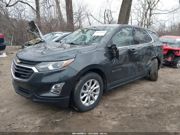 3GNAXKEV4KS568013 2019 CHEVROLET EQUINOX - Image 2