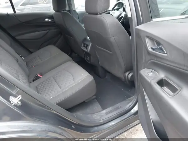 3GNAXKEV4KS568013 2019 CHEVROLET EQUINOX - Image 8