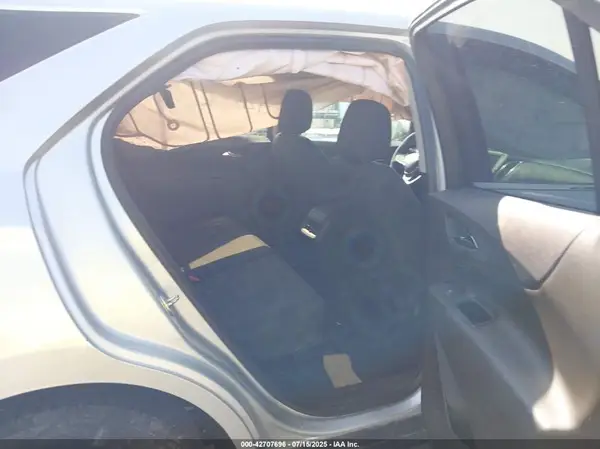3GNAXKEV4KS623950 2019 CHEVROLET EQUINOX - Image 8
