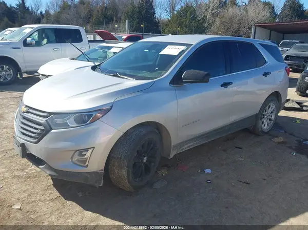 3GNAXKEV4KS665292 2019 CHEVROLET EQUINOX - Image 2
