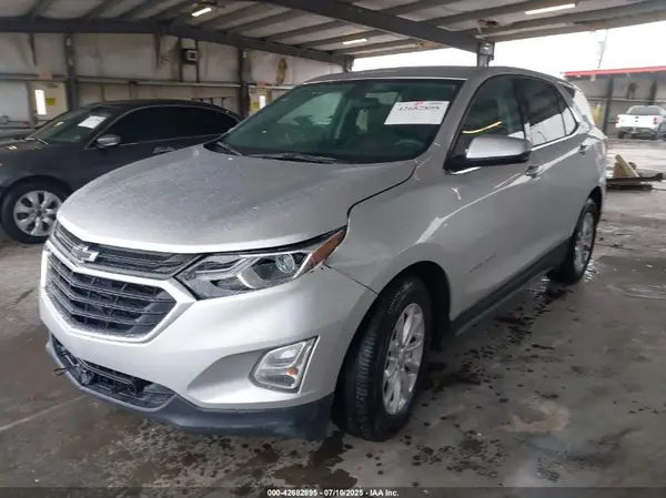 3GNAXKEV4KS680990 2019 CHEVROLET EQUINOX - Image 2