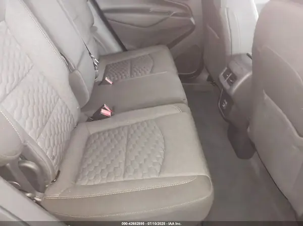 3GNAXKEV4KS680990 2019 CHEVROLET EQUINOX - Image 8