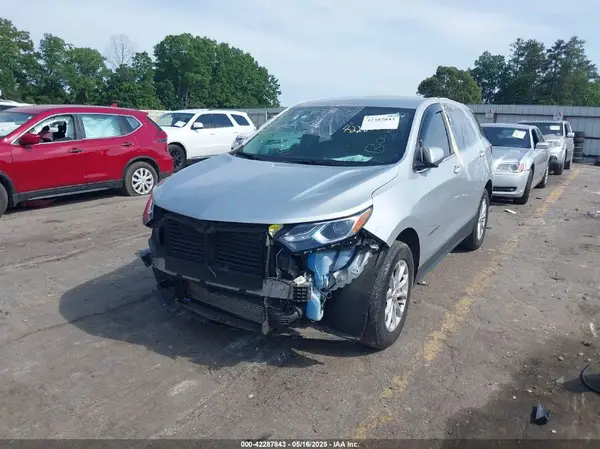 3GNAXKEV4LL275076 2020 CHEVROLET EQUINOX - Image 2