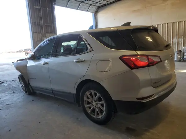 3GNAXKEV4LS579580 2020 CHEVROLET EQUINOX - Image 2