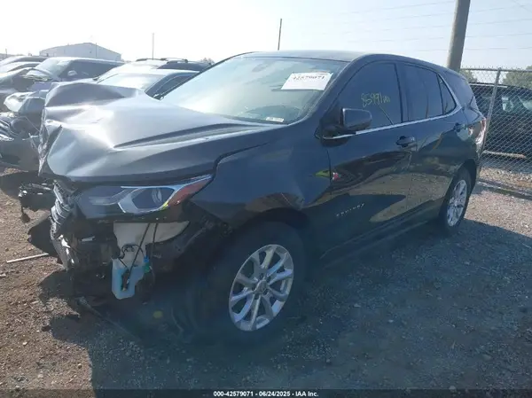 3GNAXKEV4LS640233 2020 CHEVROLET EQUINOX - Image 2