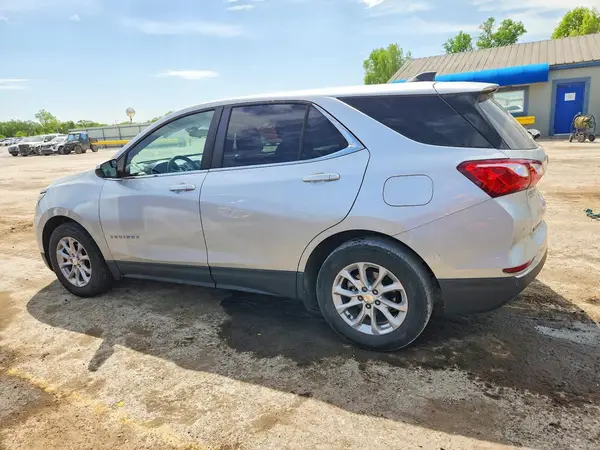 3GNAXKEV4MS121796 2021 CHEVROLET EQUINOX - Image 2