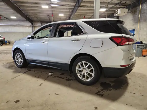 3GNAXKEV4NL143020 2022 CHEVROLET EQUINOX - Image 2