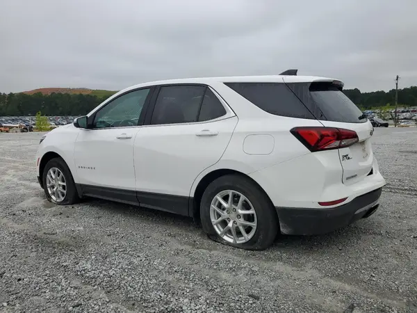 3GNAXKEV4NL152963 2022 CHEVROLET EQUINOX - Image 2