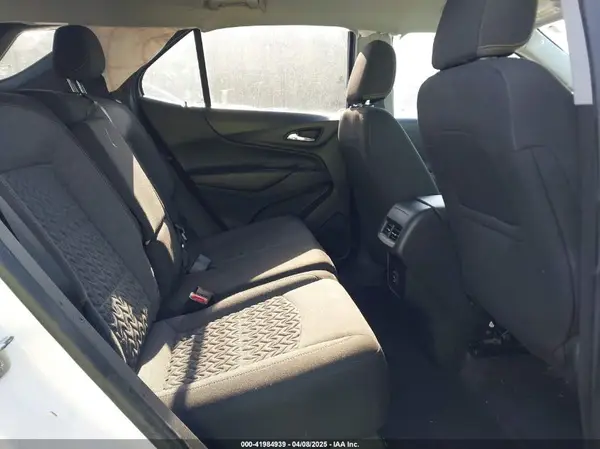 3GNAXKEV4NL167639 2022 CHEVROLET EQUINOX - Image 8