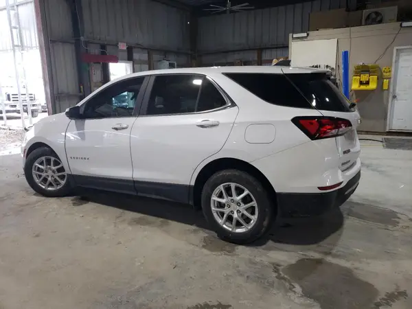 3GNAXKEV4NL208741 2022 CHEVROLET EQUINOX - Image 2