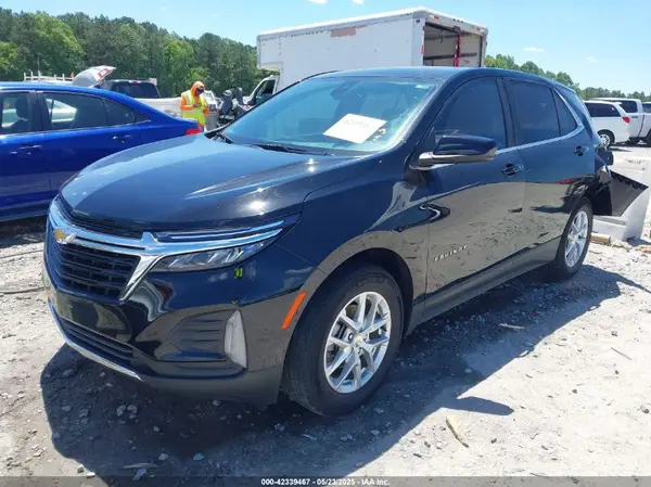 3GNAXKEV4NL240718 2022 CHEVROLET EQUINOX - Image 2