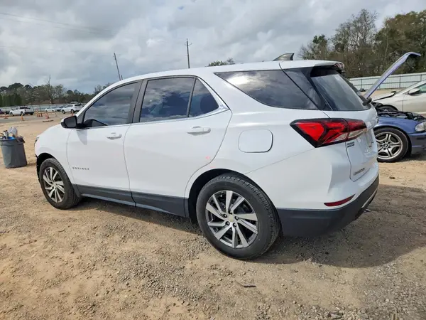 3GNAXKEV4NL250262 2022 CHEVROLET EQUINOX - Image 2